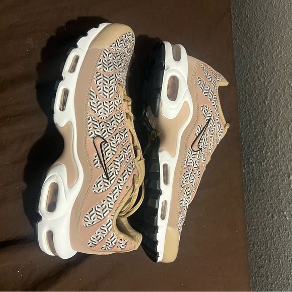 Air Max Plus Nike Ladies 11.5 fits men size 10 Authentic - Picture 7 of 7